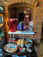 Red Horse Bed and Breakfast