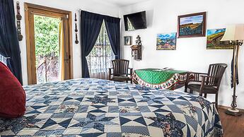 Red Horse Bed and Breakfast