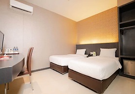 The Crew Hotel Kualanamu International Airport