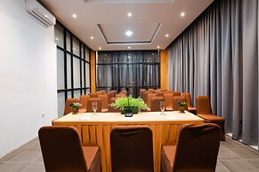 The Crew Hotel Kualanamu International Airport