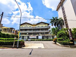 Ardi Hotel