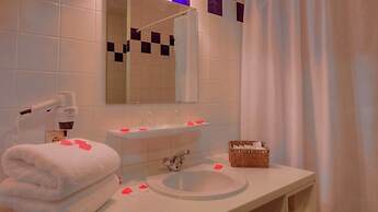 Hotel Infotel
