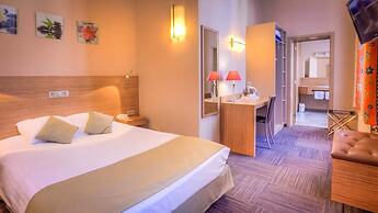 Hotel Infotel