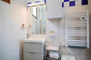 Hotel Infotel