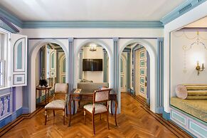 The Villa Casa Casuarina