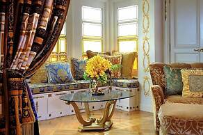 The Villa Casa Casuarina