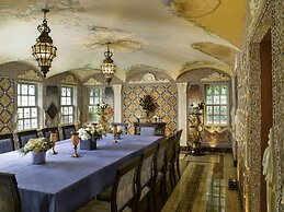 The Villa Casa Casuarina