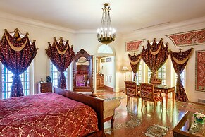 The Villa Casa Casuarina