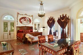 The Villa Casa Casuarina