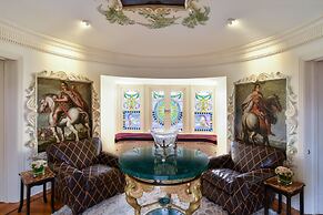 The Villa Casa Casuarina