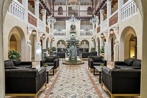 The Villa Casa Casuarina