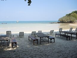 The C Samet Beach Resort