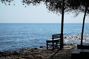 The C Samet Beach Resort