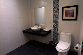 The C Samet Beach Resort