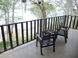 The C Samet Beach Resort