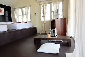 The C Samet Beach Resort