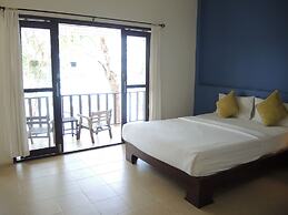 The C Samet Beach Resort