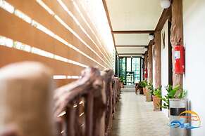 Naiyang Discovery Beach Resort