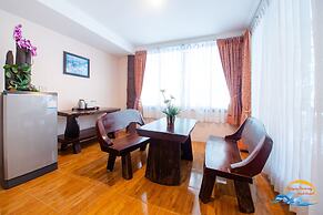 Naiyang Discovery Beach Resort