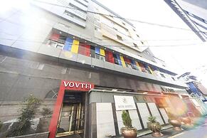 V Hotel