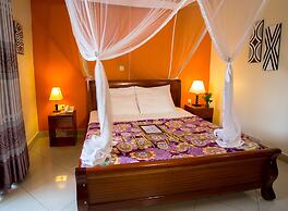 Heaven Restaurant & Boutique Hotel