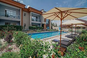 Heaven Restaurant & Boutique Hotel