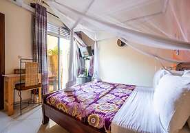 Heaven Restaurant & Boutique Hotel