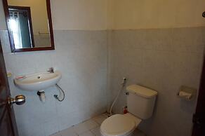 Mani Home Guesthouse
