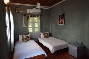 Mani Home Guesthouse