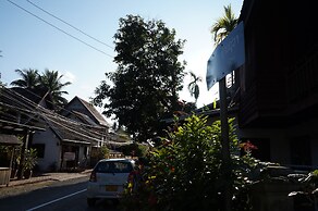 Mani Home Guesthouse