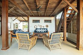 The Gili Beach Resort