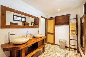 The Gili Beach Resort