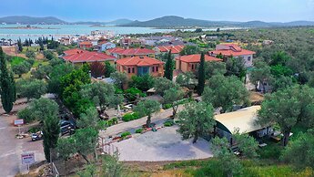 Cunda Battalos Küçük Otel