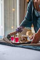 Cunda Battalos Küçük Otel