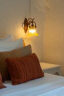 Cunda Battalos Küçük Otel