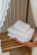 Cunda Battalos Küçük Otel