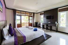 Lanta Lapaya Resort