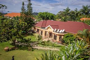 Askay Hotel Suites