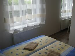 Villa SART Apartments & Guest Rooms