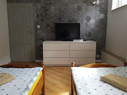 Villa SART Apartments & Guest Rooms