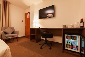 Inti Punku MachuPicchu Hotel & Suites