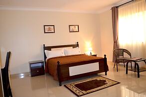 Marie's Royale Hotel