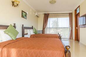 Marie's Royale Hotel