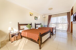 Marie's Royale Hotel