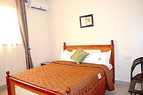 Marie's Royale Hotel