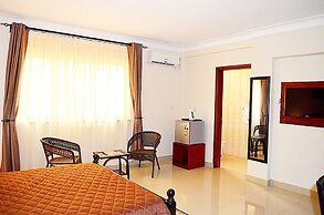 Marie's Royale Hotel