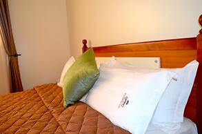 Marie's Royale Hotel