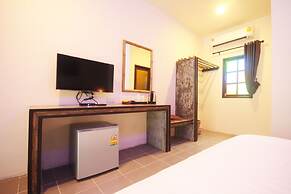 Coco Cape Lanta Resort