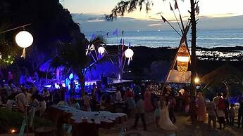 Coco Cape Lanta Resort