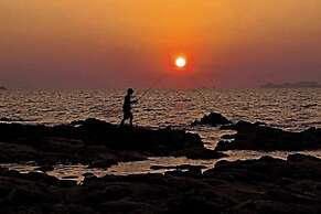 Coco Cape Lanta Resort